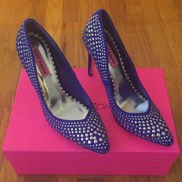 Betsey Johnson Shoes - Betsy Johnson Pumps